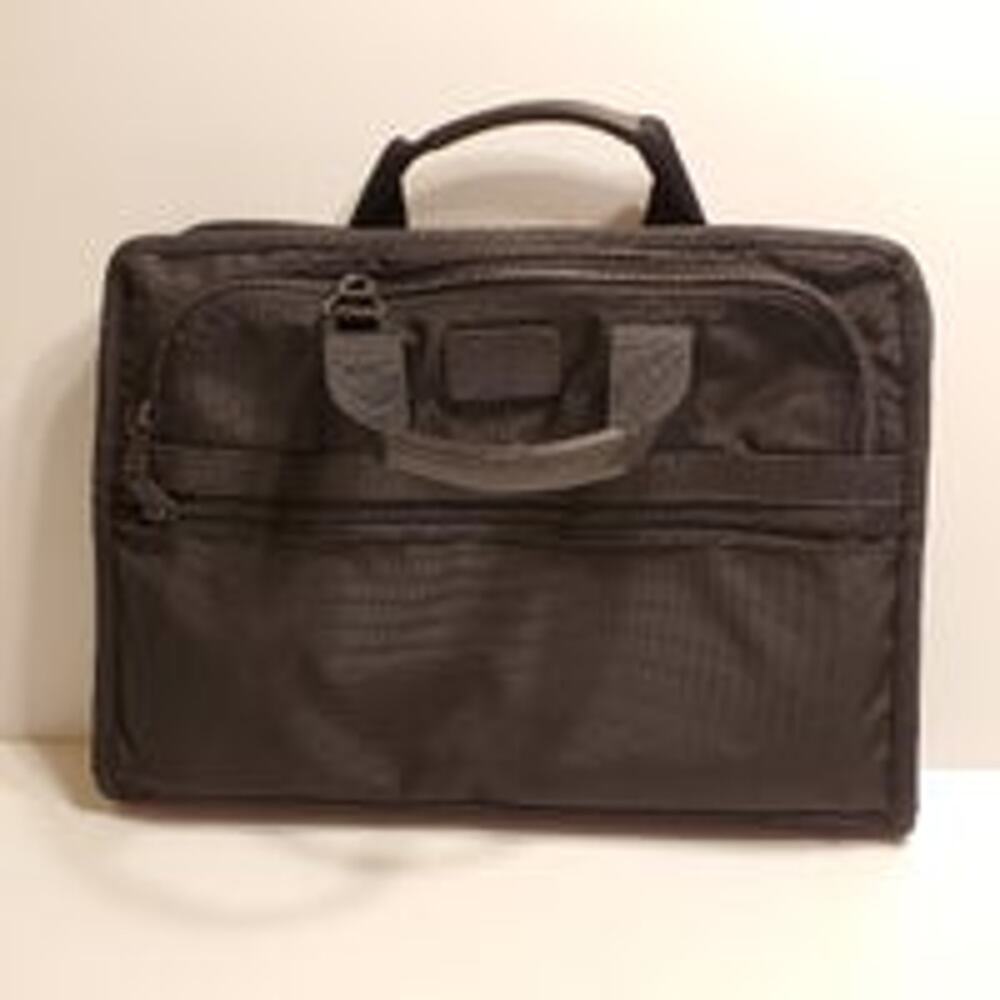 Tumi Briefcase with Padded Laptop Sleeve Insert Bag Black #280SD3.
